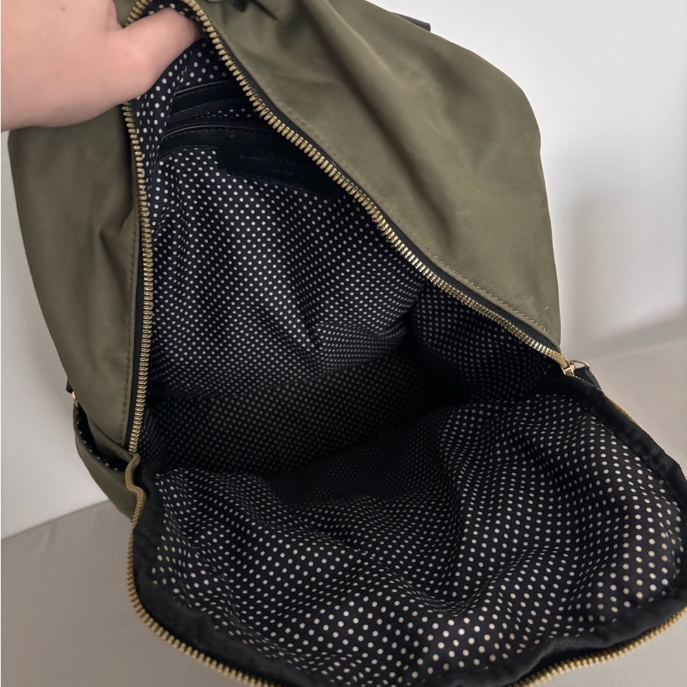 Dream Control khaki backpack - Picture 6 of 7